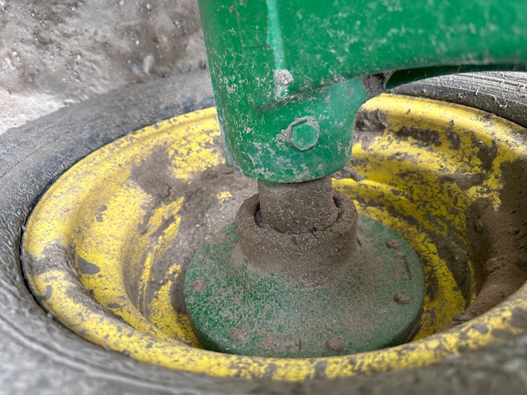 john-deere-1890-image-21