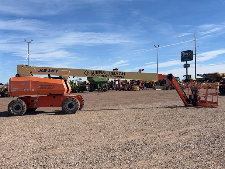 2012-jlg-860sj-image-5