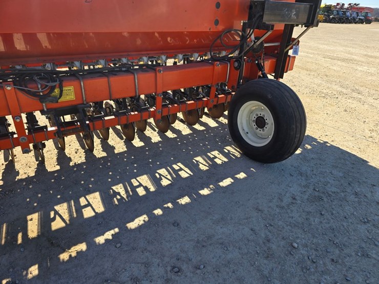 tye-series-v-image-10