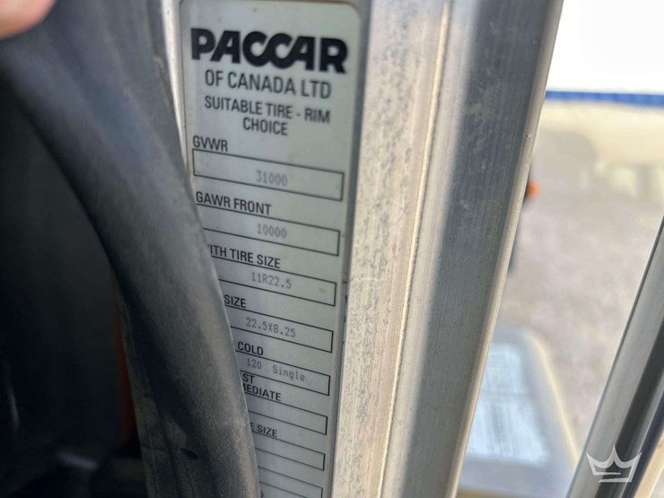 2015-peterbilt-337-image-6