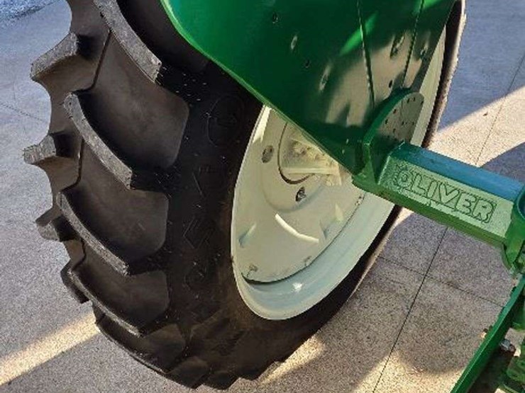 1959-oliver-880-image-12