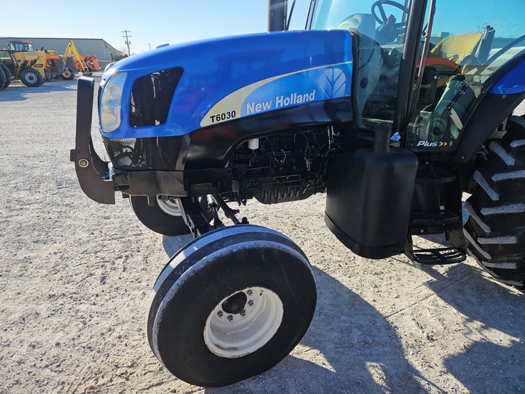 2010-new-holland-t6030-image-19