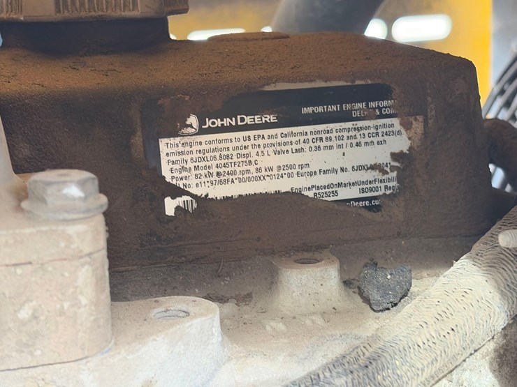 2016-gehl-rs8-42-image-20