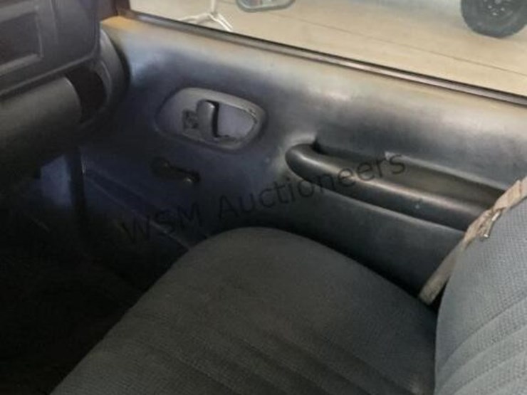 1997-chevrolet-k3500-image-19