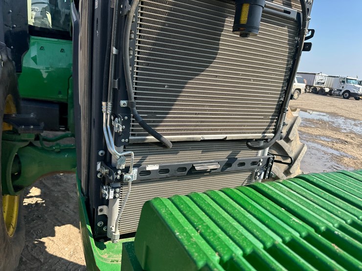 2023-john-deere-8r-250-image-51