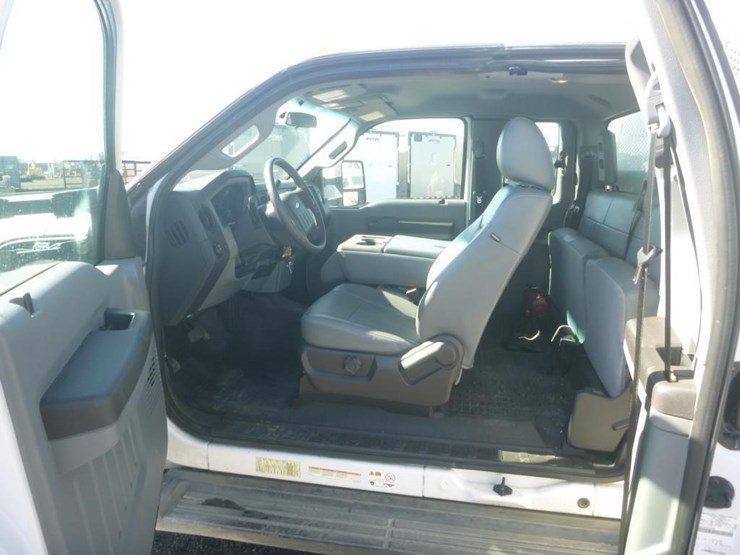 2015-ford-f450-image-17