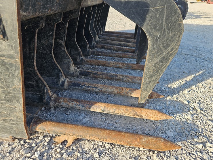 #205215-•-caterpillar-163-4812-grapple-image-2