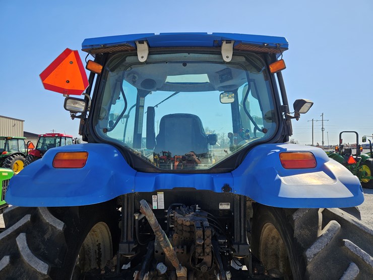 2006-new-holland-ts110a-image-8