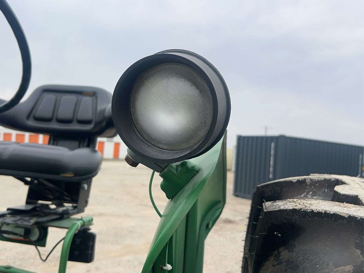 oliver-super-77-image-57