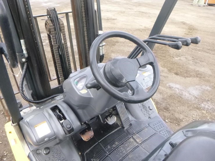 2015-komatsu-fg25ht-16-image-17