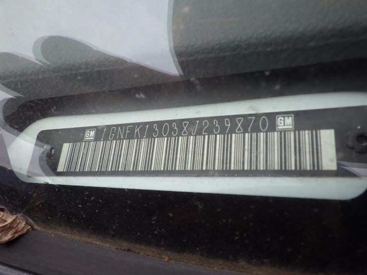 2008-chevrolet-tahoe-image-15