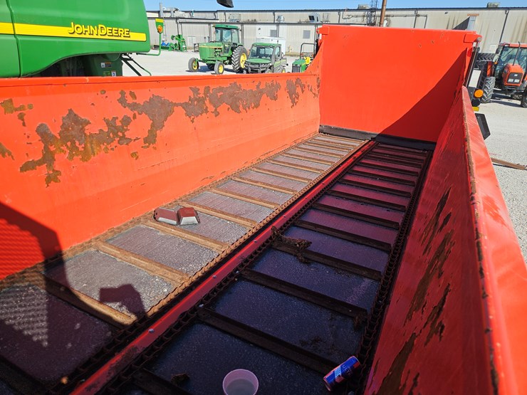 2022-kuhn-knight-ps260-image-5