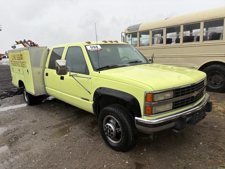 1993-chevrolet-3500-image-2