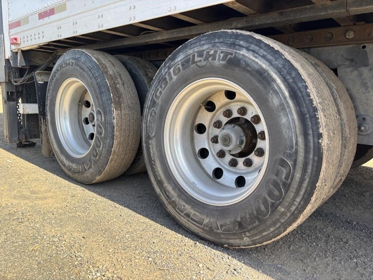 2002-trailmobile-van-image-17