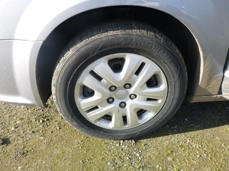 2014-dodge-grand-caravan-image-27