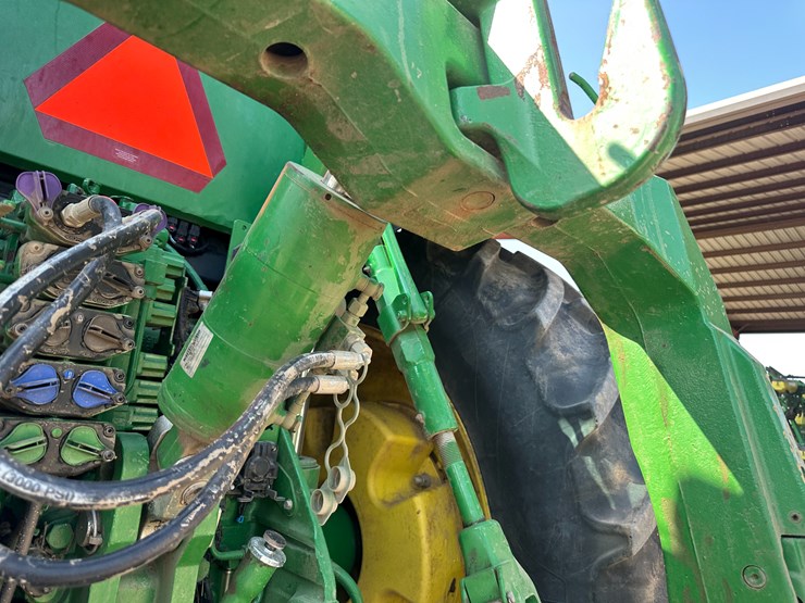 2022-john-deere-8r-280-image-25