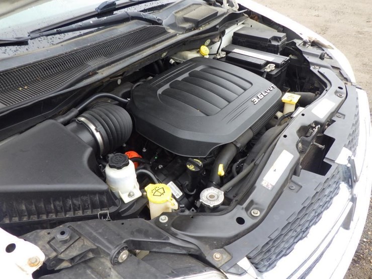 2013-dodge-grand-caravan-image-11