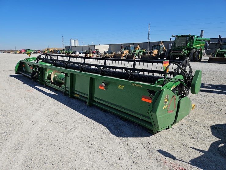 2013-john-deere-630f-image-5