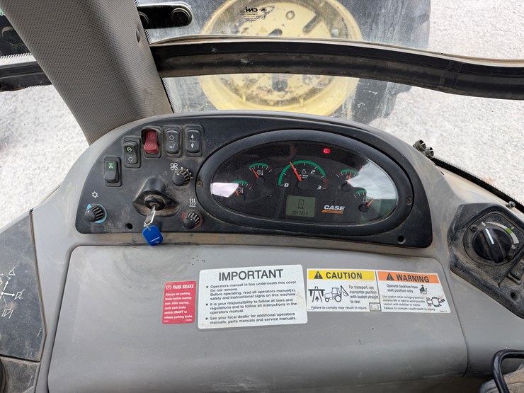 2022-case-580sn-image-12