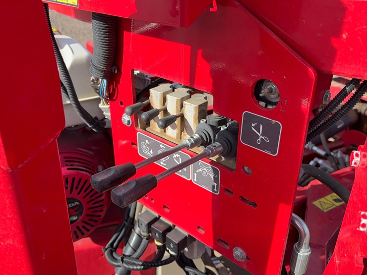 2014-anderson-rb680-image-17