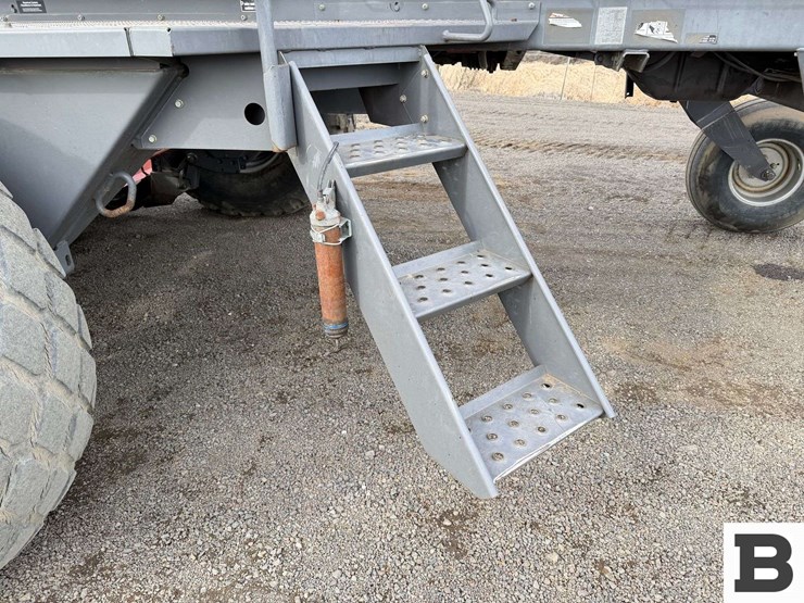 massey-ferguson-9635-image-26