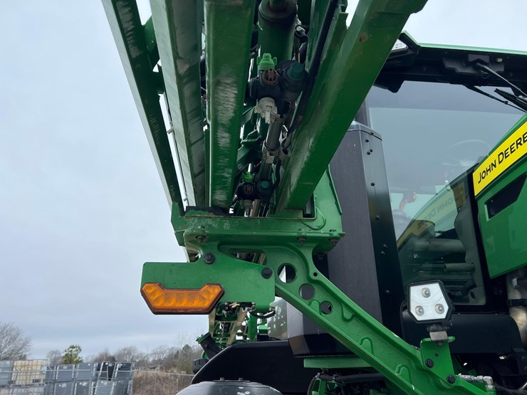 john-deere-412r-image-19