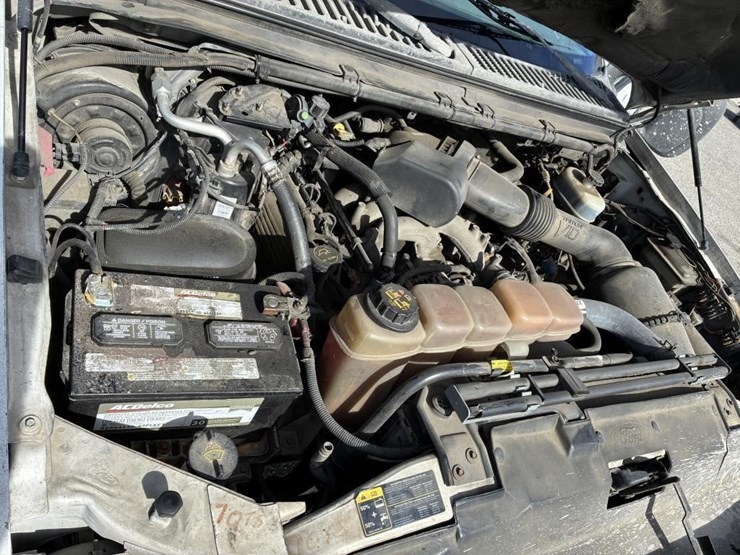 2002-ford-f450-image-7