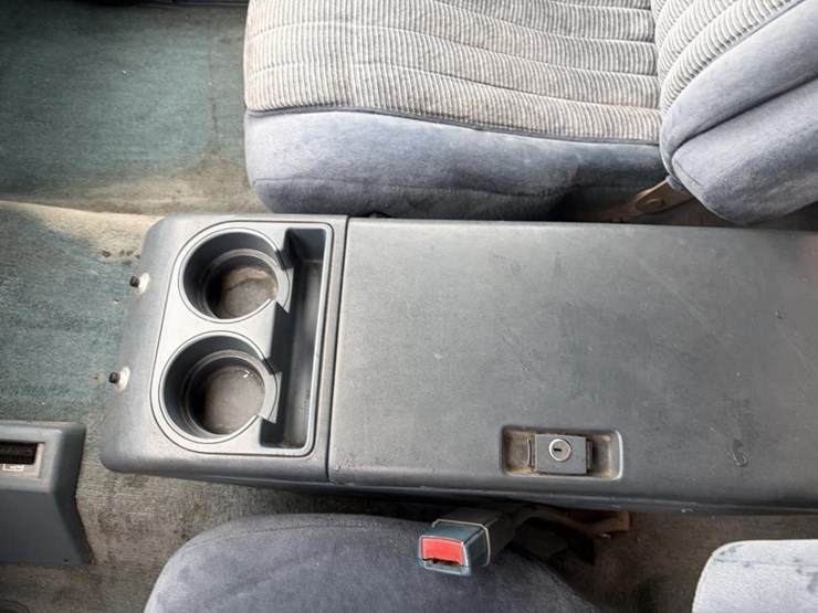 1993-chevrolet-3500-image-18