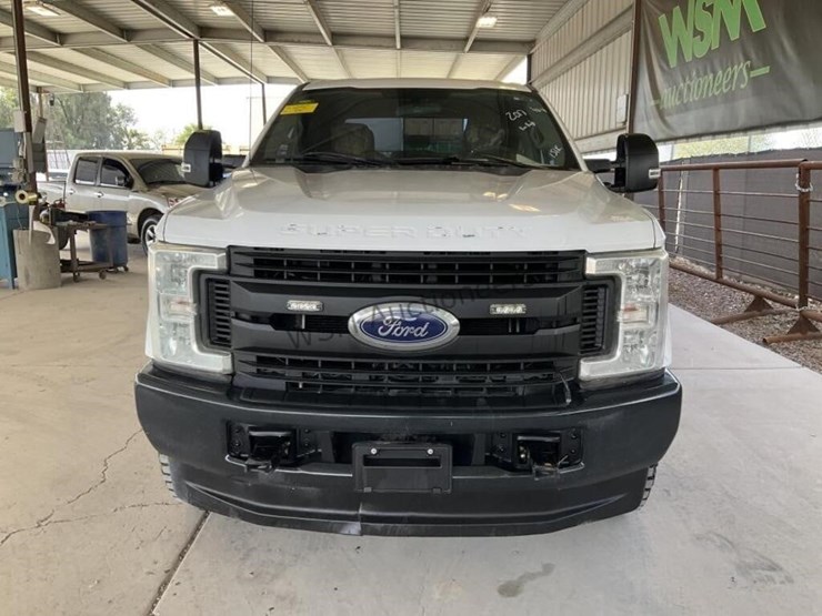 2017-ford-f250-image-3