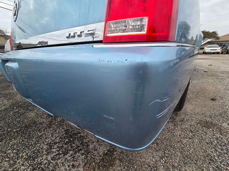 2006-cadillac-superior-6-door-limousine,-ultra-low-20396-miles-image-15