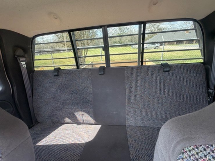 2002-dodge-ram-3500-image-35