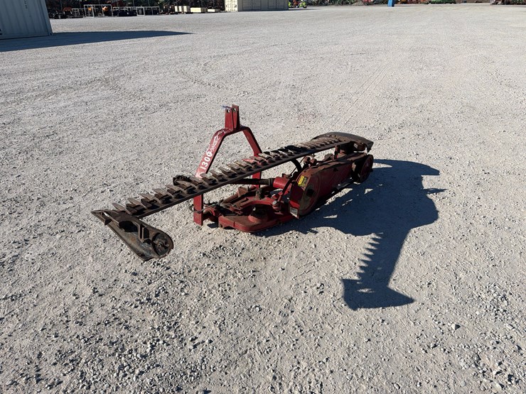 international-1300-image-4