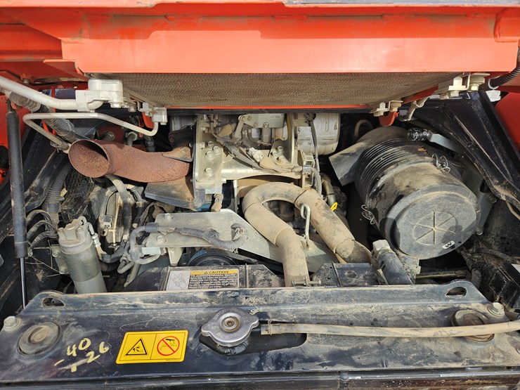 2014-kubota-svl90-2-image-16