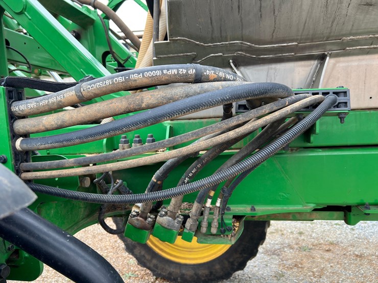 john-deere-412r-image-32