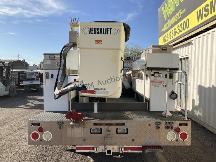 2015-ford-f550-image-6