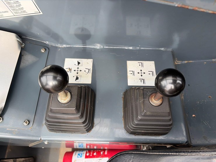 2016-gehl-rs8-44-image-23