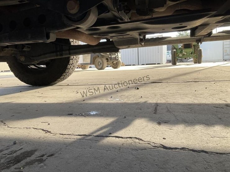 2020-dodge-2500-image-28