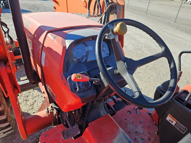kubota-m7060-image-13