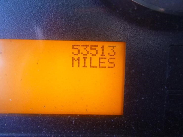 2008-international-7400-image-25