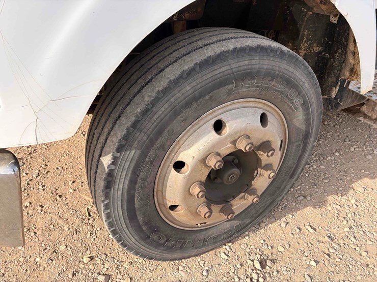 2001-tk-sterling-m5500-chassis-image-30