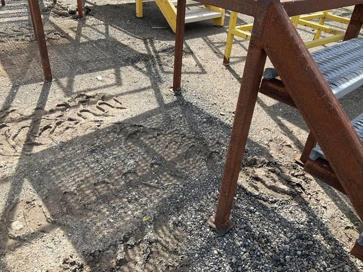 7'x4'x40"-steel-catwalk-platform-image-6