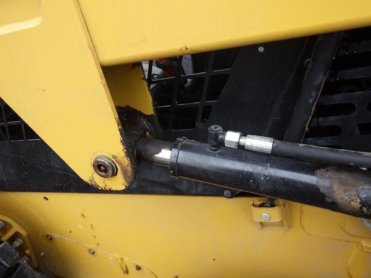 caterpillar-226d3-image-15