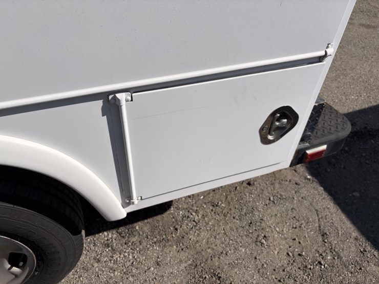 2011-chevrolet-2500-image-23