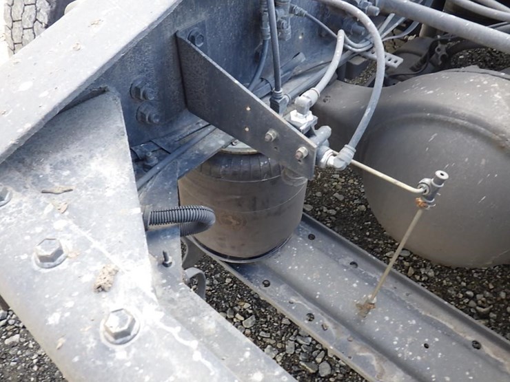 2006-international-9400-image-11