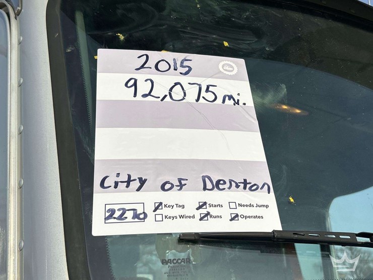 2015-peterbilt-337-image-12