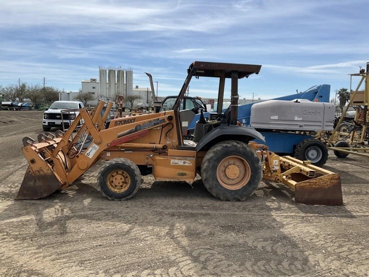 case-570m-xt-image-4