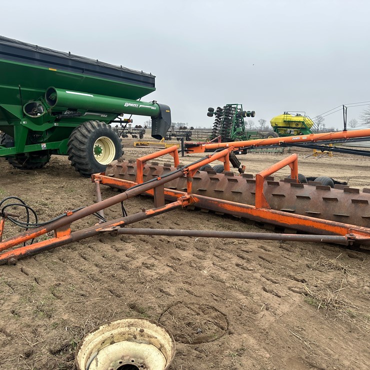 #40103 • Fair Oaks MFG 20' Stubble Roller