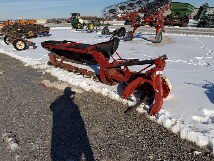 new-holland-617-image-8