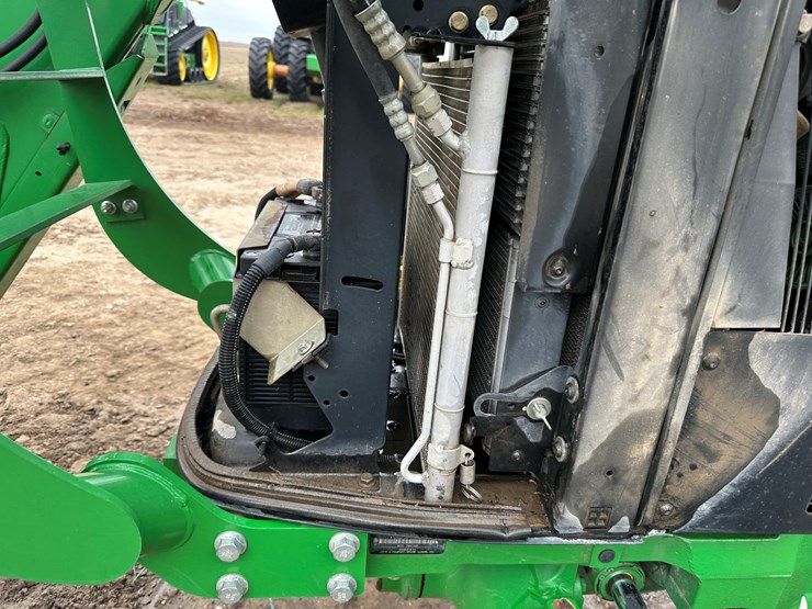 2014-john-deere-5075m-image-48