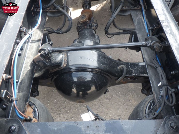 2022-freightliner-cascadia-116-image-9